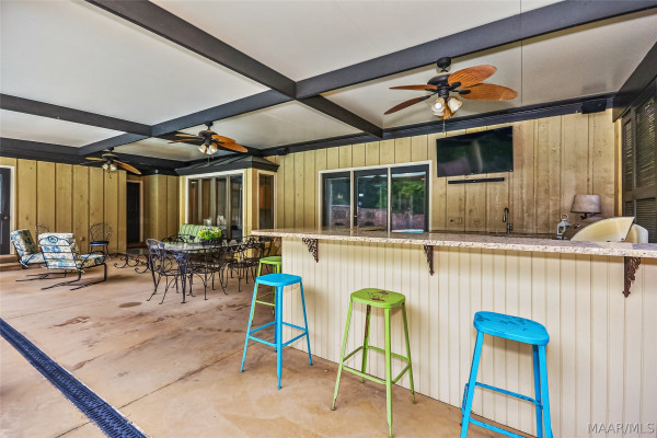 9171 VAUGHN Road
