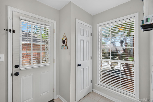 8212 Parkview Court