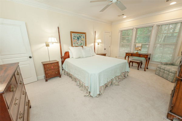 3408 Oak Grove Circle