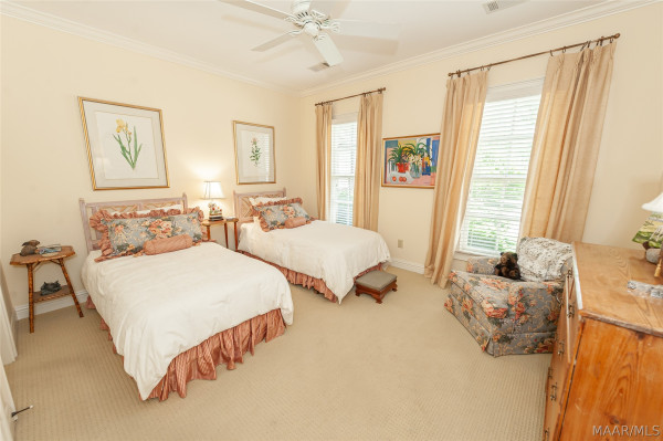 3408 Oak Grove Circle