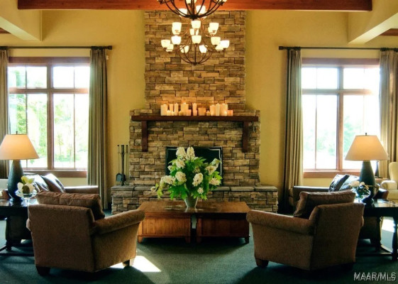 3408 Oak Grove Circle