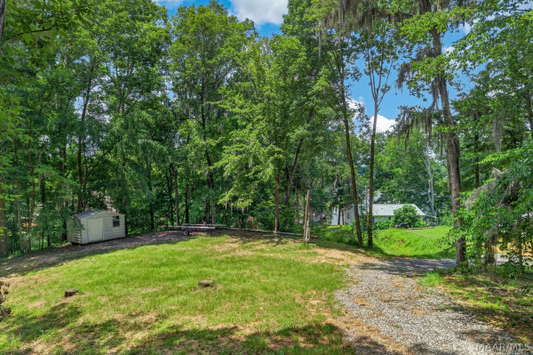 285 Ashwood Drive