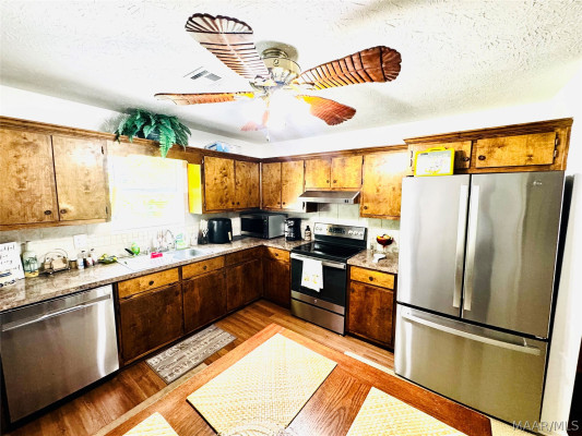 285 Ashwood Drive
