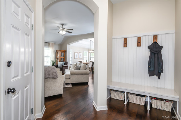 713 Charlemont Lane