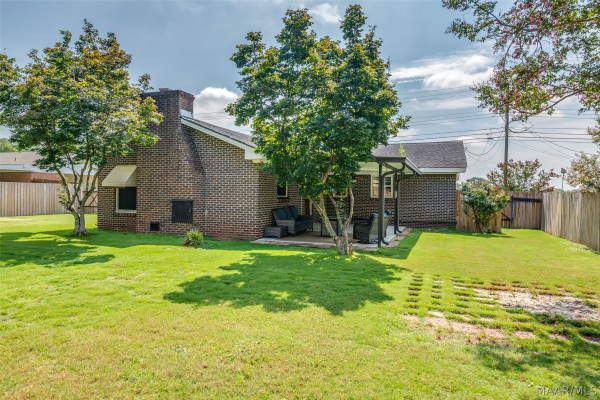 617 Fairview Avenue