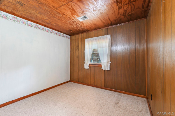 1104 Smith Road