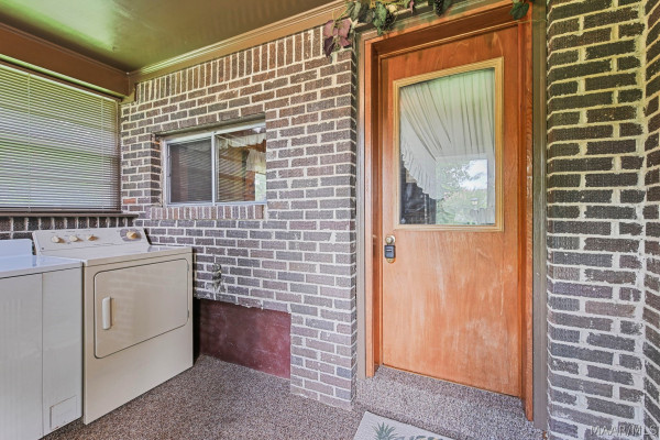 1104 Smith Road