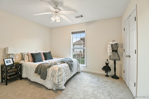 1022 THISTLE Road
