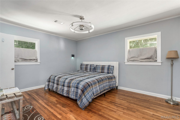 3517 N Georgetown Drive