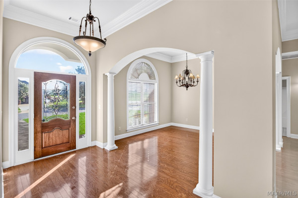 5564 CHARDIN Drive