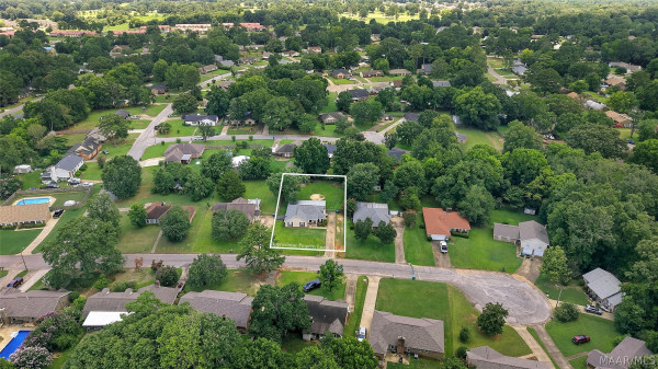211 Azalea Drive