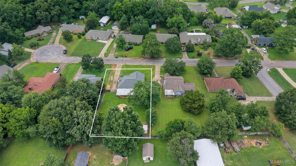 211 Azalea Drive