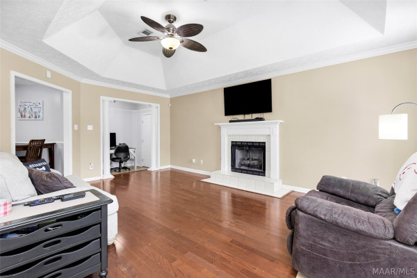 211 Azalea Drive