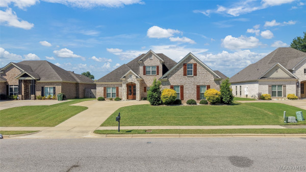 8966 CARAWAY Lane