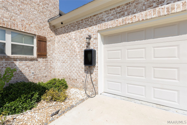 8966 CARAWAY Lane