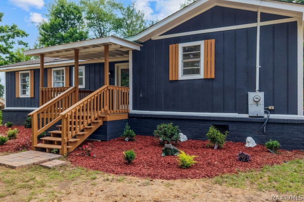 125 Moses Road