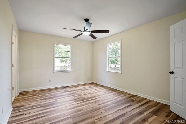 125 Moses Road