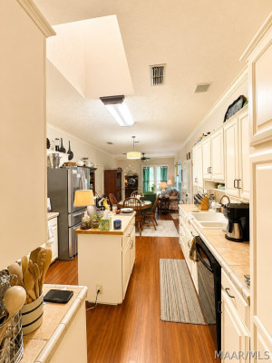 6457 Eastwood Glen Drive