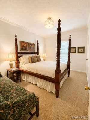 6457 Eastwood Glen Drive
