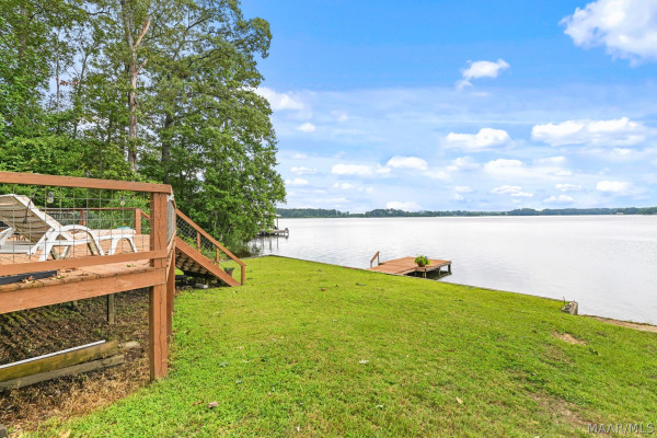 715 Hickory Drive