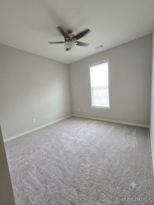 8345 Grayson Grove