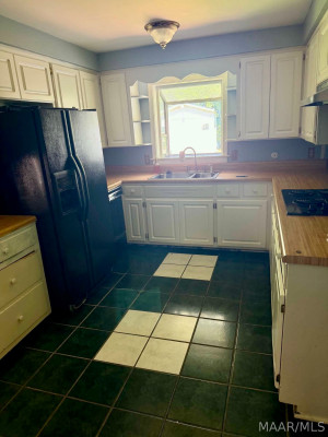 208 Holly Ridge Drive