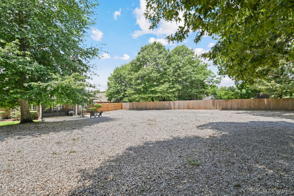 105 Pine Borough Point