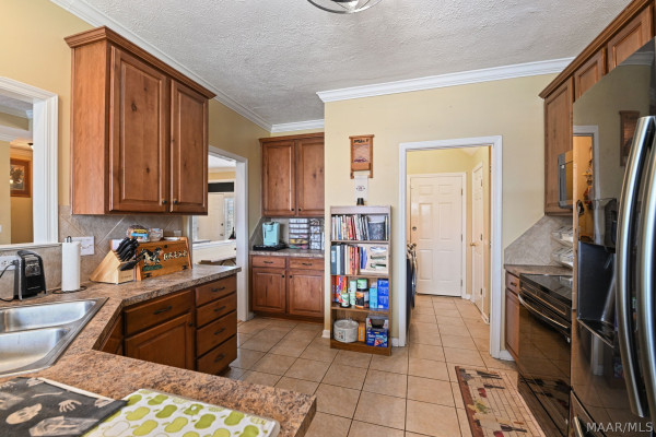 1028 Thistle Road
