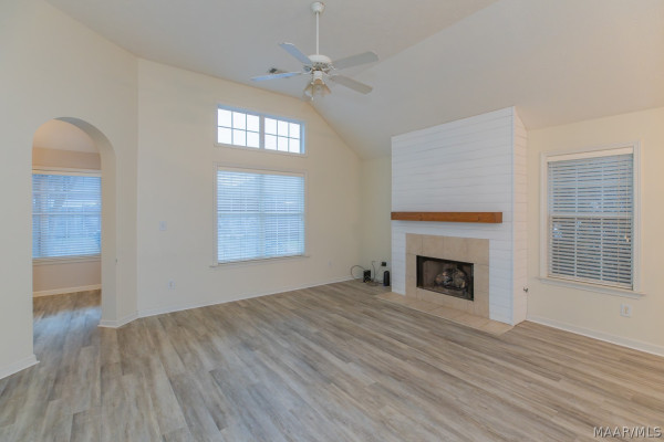 7233 Heathermoore Loop