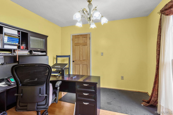 3048 Medford Lane