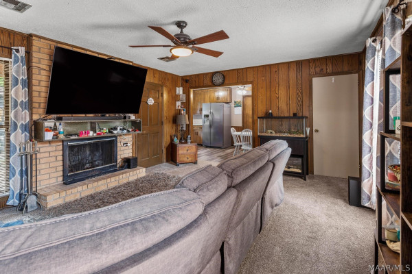 3048 Medford Lane