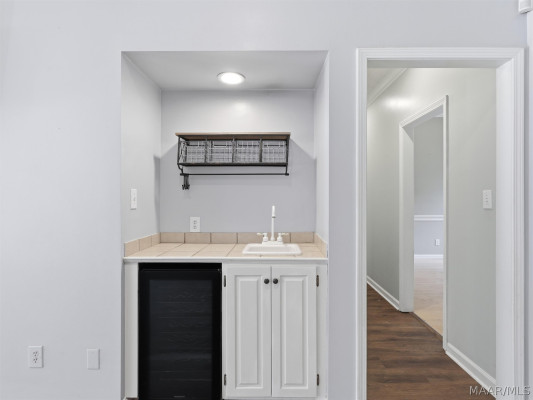 210 Hickory Place
