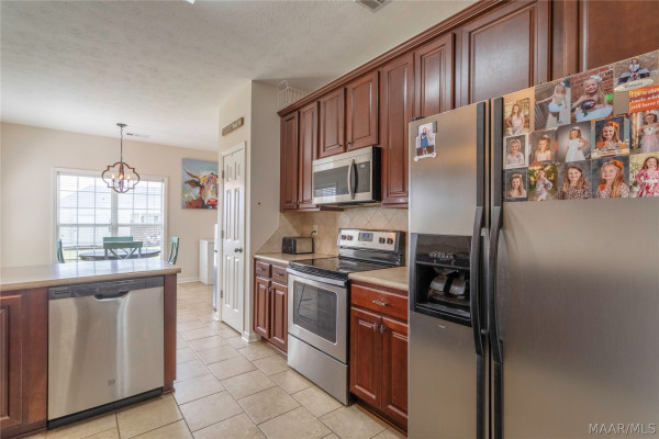 2009 VONICA ROSE Street