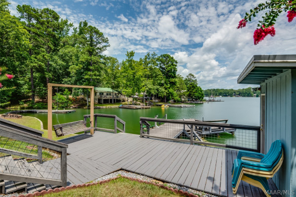 290 Holley Circle