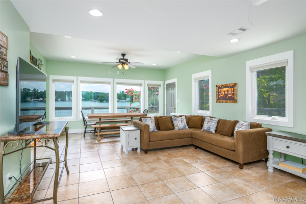 290 Holley Circle