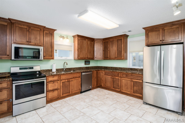 290 Holley Circle