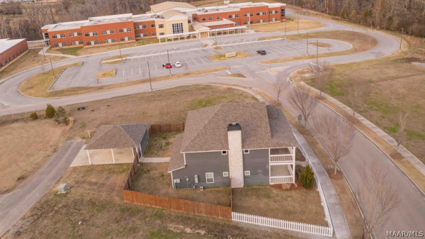 321 Avenue of Learning .