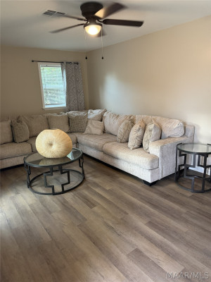 3407 Mobile Drive