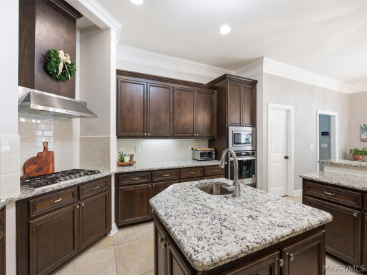 190 Mullis Creek