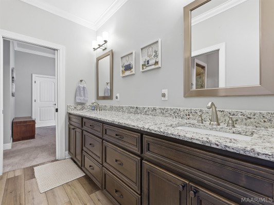 190 Mullis Creek