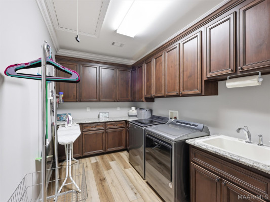 190 Mullis Creek