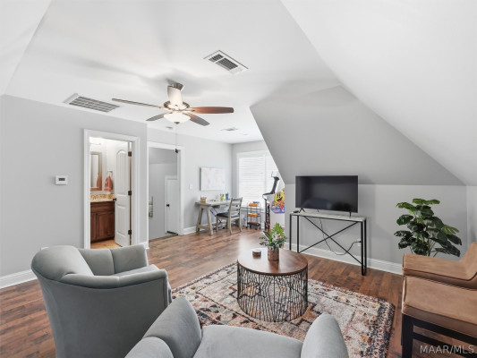 190 Mullis Creek