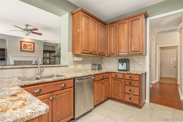 8821 LILLINGTON Circle