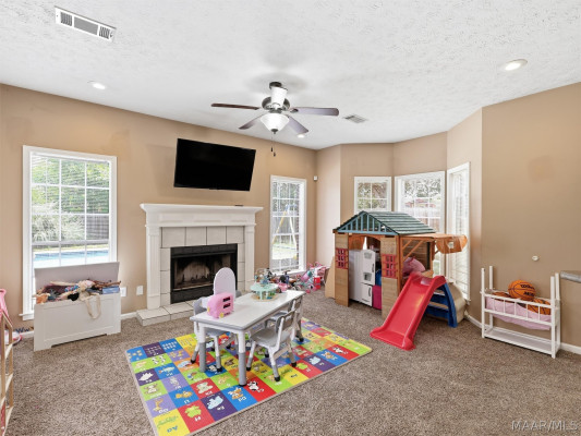 6336 Chappelle Lane