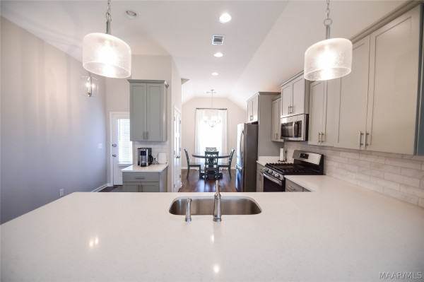 9331 CRESCENT LODGE Circle