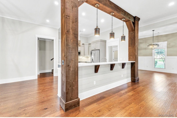 119 N Dogwood Terrace