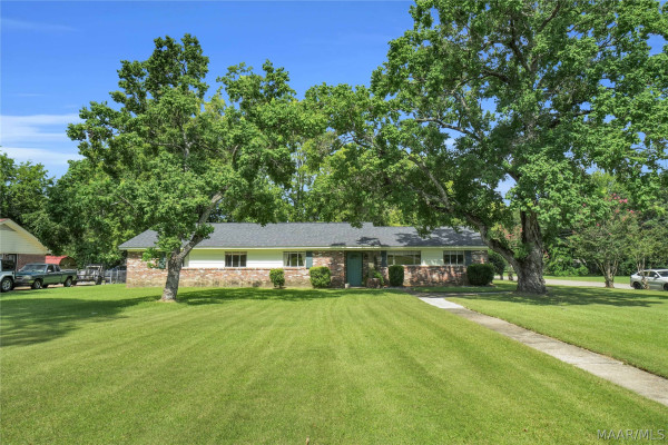 2702 Hermitage Drive
