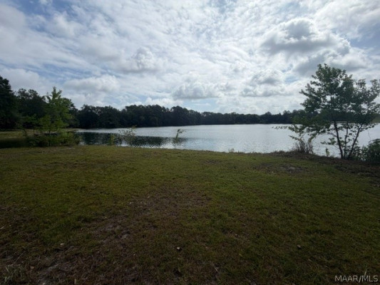 221 Lakeshore Drive
