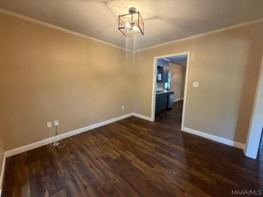 221 Lakeshore Drive