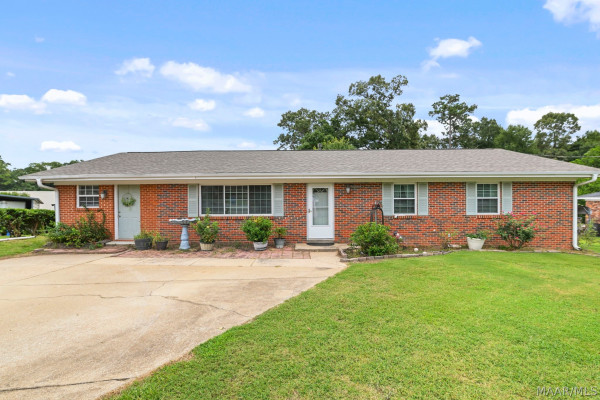 126 OAKLAND Drive